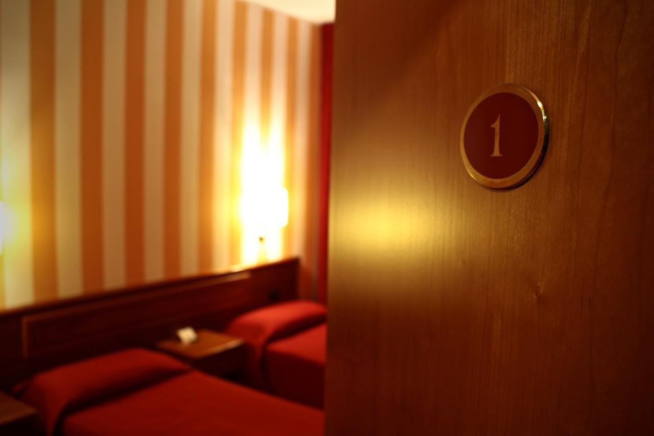 Hotel Air Bag 洛迪 外观 照片